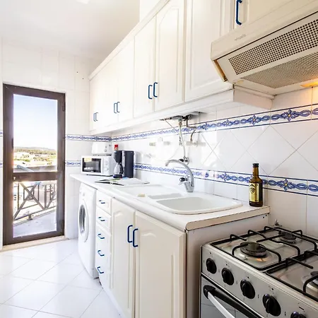 Infante 1 - A Poucos Metros Da Baia Apartment Sao Martinho do Porto
